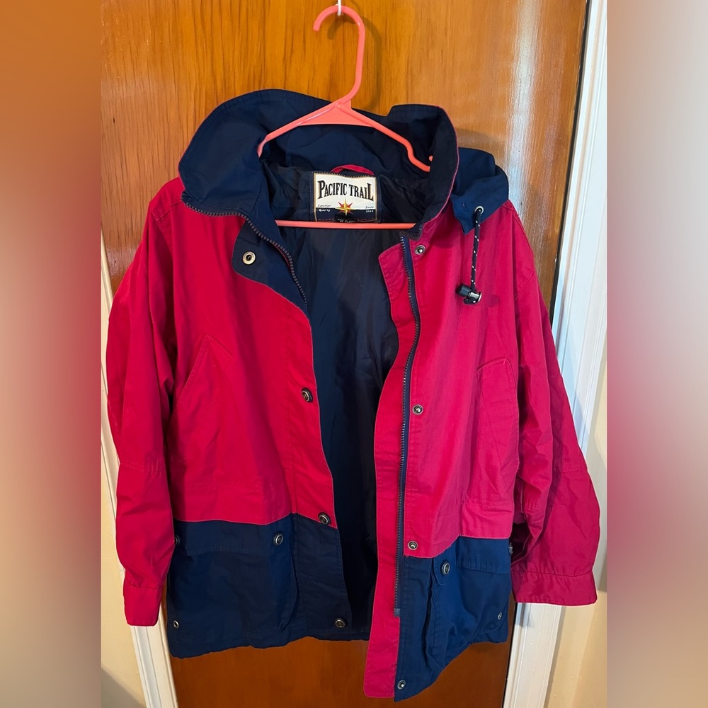 Pacific trail hooded vintage winter coat